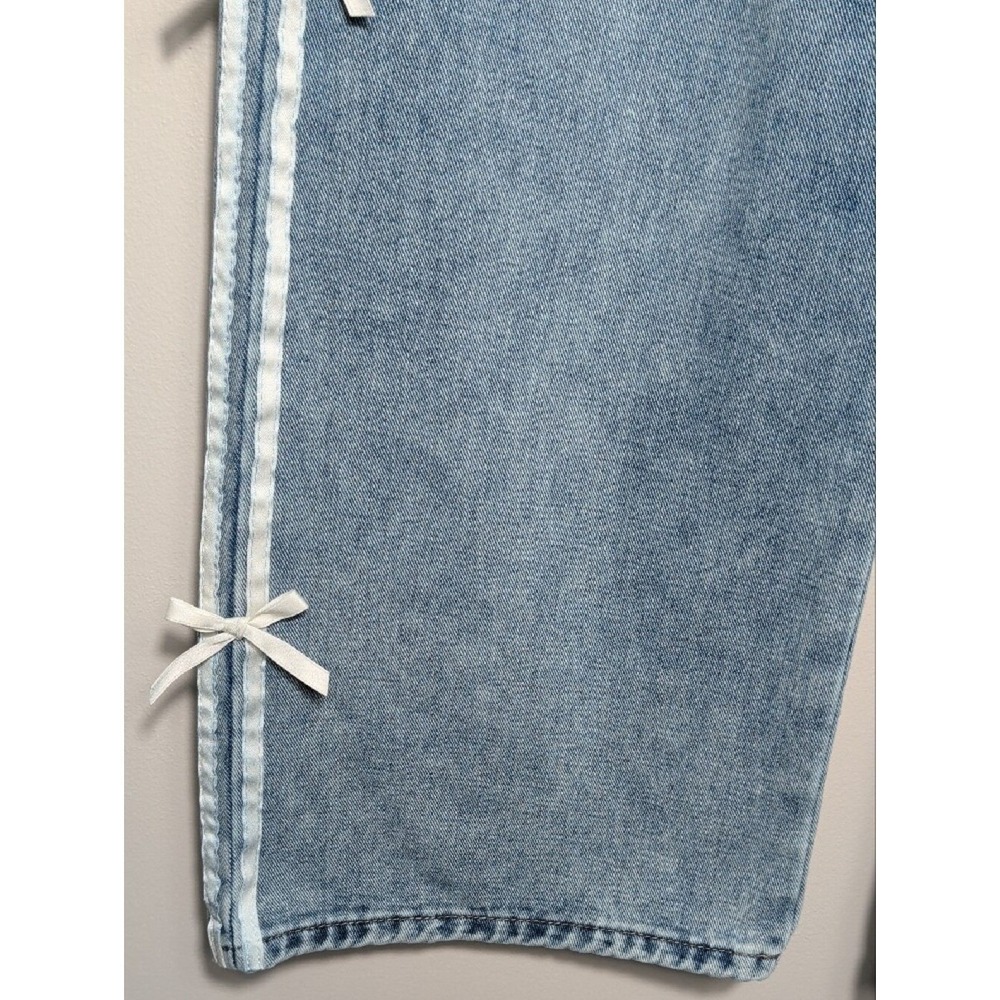 1030 Ten Thirty Wide Leg Jeans White Bow Ribbon Trim Coquette Size 9/29 Med Wash - Picture 3 of 14